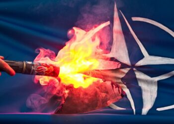 Histoire et chute de l&rsquo;OTAN