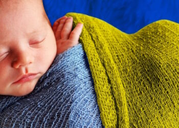 Les « usines à bébés » en Ukraine engrangent des bénéfices records dans le chaos de la guerre