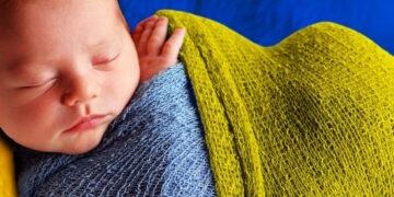 Les « usines à bébés » en Ukraine engrangent des bénéfices records dans le chaos de la guerre