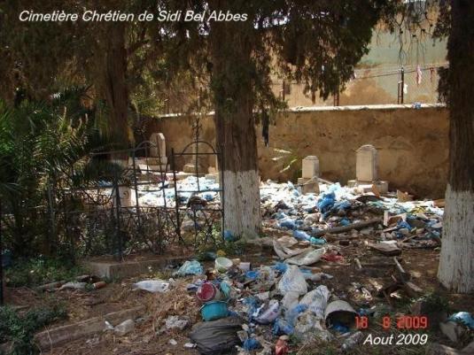 Un cimetière à Sidi bel-Abbès, siège à l’époque de la Légion étrangère en Algérie