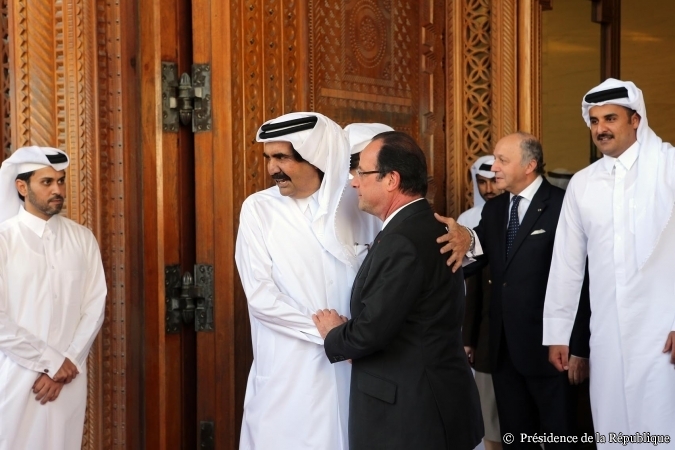 François Hollande a reçu, en seulement deux ans, six délégations du Qatar - un record -, n'oubliant pas lui-même de se rendre dans ce pays.