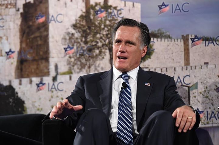 Mitt Romney à l'IAC.