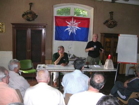 25 février 2010 décès de l'homme de presse JeanClaude Valla Jeune