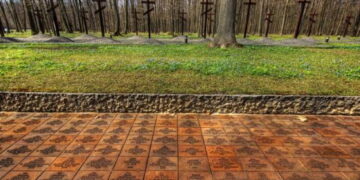 Un lieutenant-colonel américain, témoin des fosses de Katyn (avril 1943)