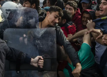 Coup de filet de la police grecque chez les ONG pro-invasion