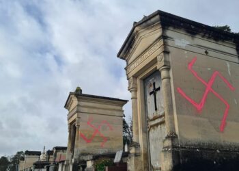 Pour Audrey Pulvar, des tombes chrétiennes profanées, c&rsquo;est de l&rsquo;antisémitisme