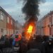 Sur les loyalistes et les nationalistes en Irlande du Nord face aux protestations anti-immigration