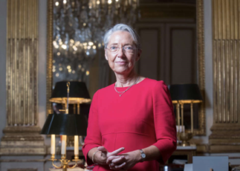 Matignon : Macron a enfin trouvé sa marionnette pour le combat mondialiste contre le peuple et la nation