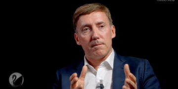 « Macron est le porte-flingue de Rothschild », pour ces paroles le directeur du CNRS se fait lyncher !