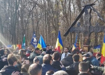 Les Nationalistes : Présents à l’hommage au capitaine Codreanu à Tâncăbești