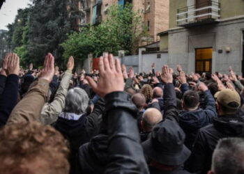 À Milan, 800 fascistes saluent bras tendus la mémoire de leurs camarades assassinés !