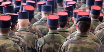 « Nous voyons la haine de la France et de son histoire devenir la norme » – Nouvelle tribune des militaires d&rsquo;active
