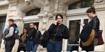 Réfléchir & Agir : La jeunesse française