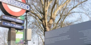 1943, catastrophe du métro de Londres : des pickpockets juifs mis en cause par un haut diplomate britannique