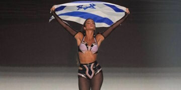 « Bikini diplomatie » : comment Israël utilise le sexe pour vendre le sionisme