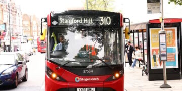 Londres, une ligne de bus réservée aux Juifs : antisémitisme larvé ou nouvel « aristocratisme » décomplexé ?