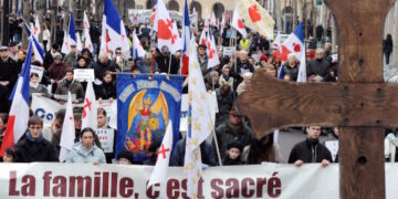 Darmanin engage la dissolution de CIVITAS