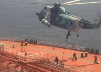 Les États-Unis détournent un pétrolier iranien et se plaignent que l’Iran fasse de même…