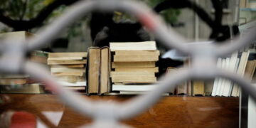 De l’écrivain au libraire, la République préfère le camé