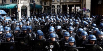 INTERDICTIONS : Front uni contre la répression