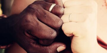 Démantèlement d’un réseau de mariages blancs qui opérait depuis 20 ans dans toute la France