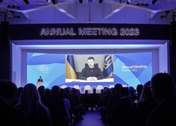 Davos :  toujours plus d’armes et d’argent pour l’Ukraine