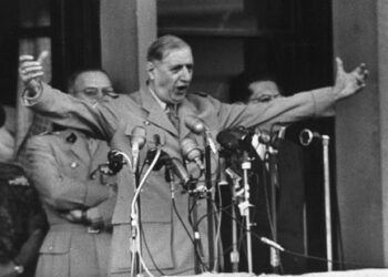 De Gaulle… Imposture, mythe et trahison