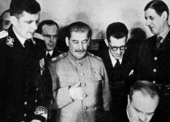 De Gaulle : un suprémaciste génocidaire et marxiste à la conquête de l’Europe ?