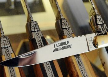 Les couteliers de Laguiole défendent leur savoir-faire !