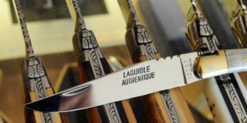 Les couteliers de Laguiole défendent leur savoir-faire !