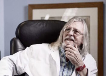 Hydroxychloroquine : Didier Raoult contre les « imbéciles » et les « incompétents »
