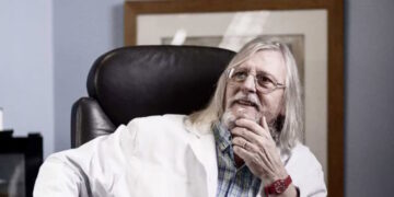Hydroxychloroquine : Didier Raoult contre les « imbéciles » et les « incompétents »