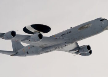 Un E3F SDCA français couvre l’attaque de drones ukrainiens sur la Crimée