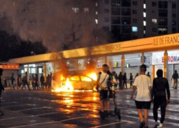 Vivre ensemble en état de guerre