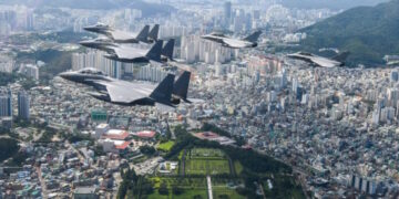 Macron envoie Rafales, A400M et A330 français dans le bourbier de la péninsule coréenne