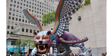 Une bien étrange statue ésotérique a été installée devant le siège de l&rsquo;ONU