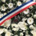 Une gerbe florale pour honorer sainte Jeanne d’Arc