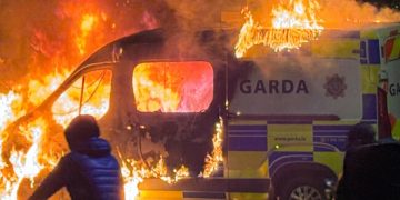 Irlande : soulèvement populaire après le viol d’une fillette de 10 ans par un clandestin africain à Dublin