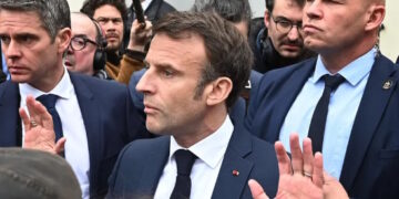 Macron : la gouvernance contre la France