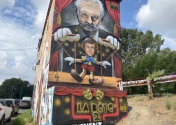 « Nous sommes en guerre (…) La bête de l’évènement est là » (Emmanuel Macron)