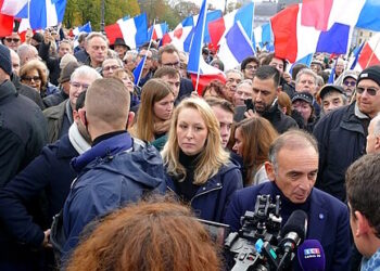 Maréchal (Marion), la voilà…