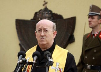 Mgr Guyla Márfi, évêque en Hongrie, dénonce la franc-maçonnerie et le Nouvel Ordre Mondial