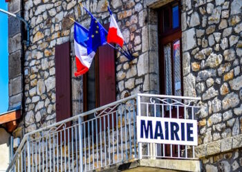Municipales : parité obligatoire dans les villages, dernier coup porté à la France enracinée