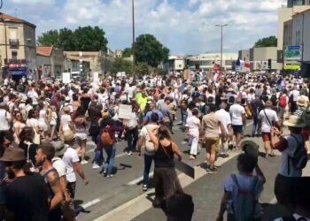 « Nous sommes des Gaulois réfractaires, il faut tenir ! » – Yvan Benedetti