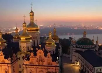 La Crucifixion de l’Orthodoxie au XXIᵉ siècle : guerres spirituelles, offensive œcuménique et globalisme