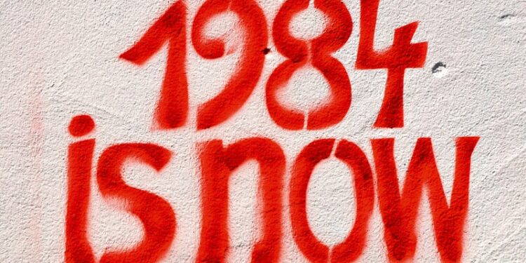 8 prédictions d’Orwell qui se sont réalisées ou qui sont en cours de réalisation