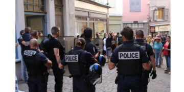Yvan Benedetti et les Nationalistes au Puy-En-Velay contre les moulins à vent de « l’antifascisme » !