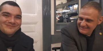 Manu et Benedetti face à la répression