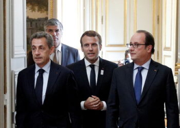 Ils ont désarmé la France !