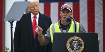 Droits de douane : Trump montre la voie  – souveraineté, protection et renaissance nationale